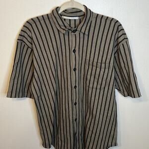 Perry Ellis Mens Short Sleeve Button Down Striped Shirt Medium Casual Travel